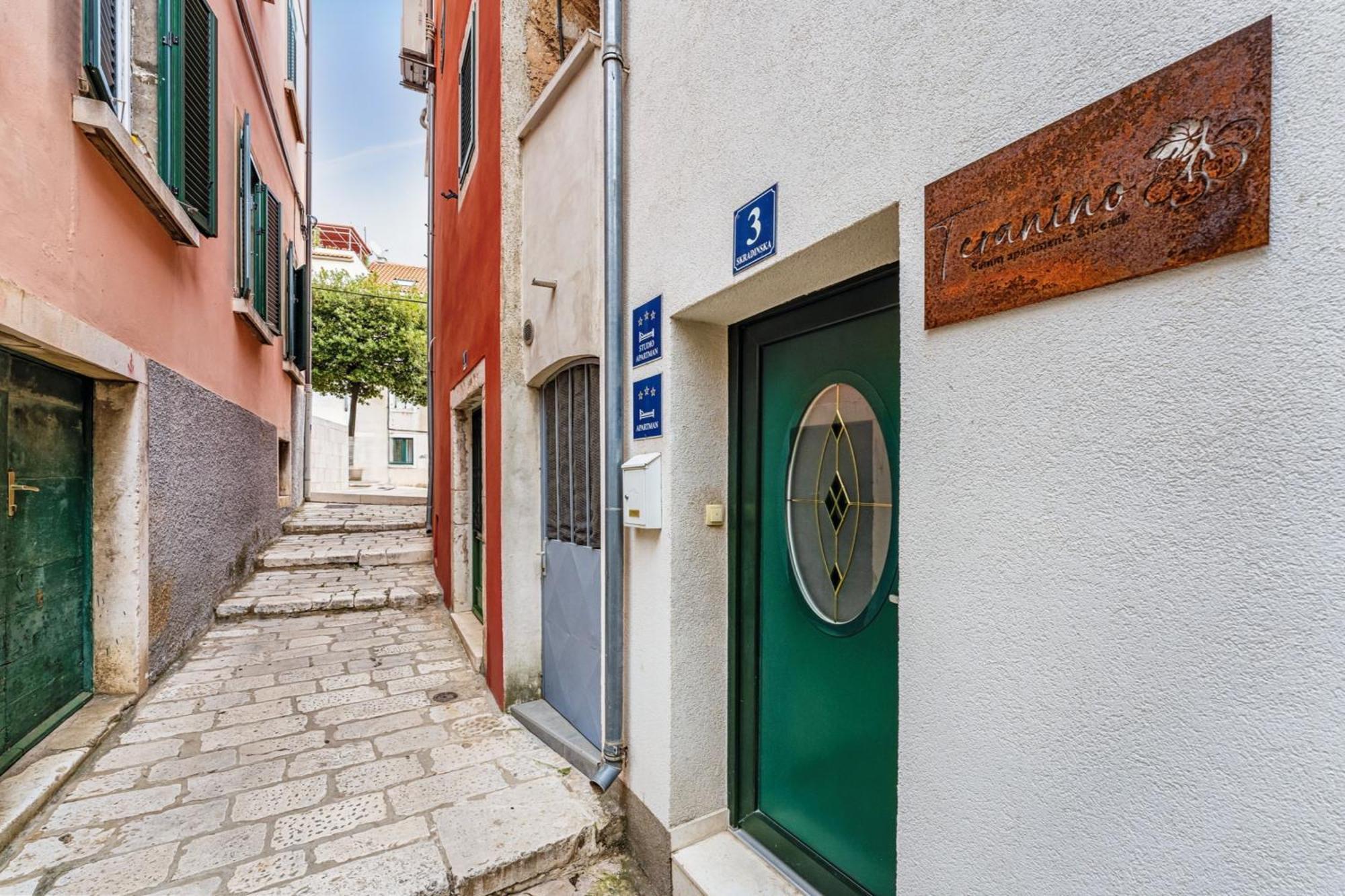 Samm Apartments Šibenik Exteriör bild