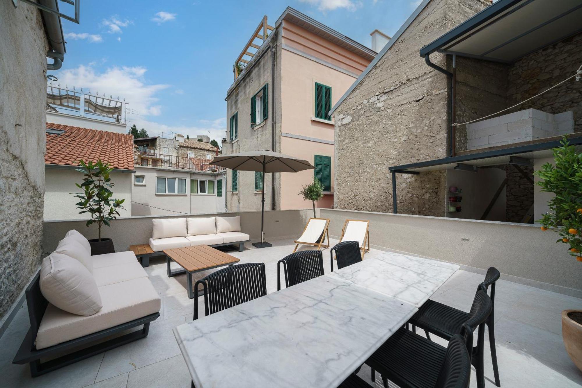 Samm Apartments Šibenik Exteriör bild